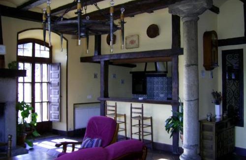 Barco De Avila House | Casa Rural La Central-La Higuerilla