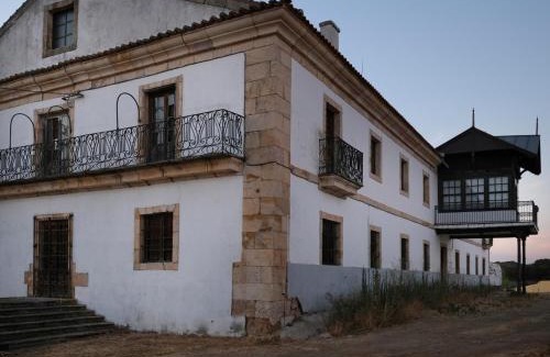 Terradillos House | CASA RURAL PALACIO CONDE DE ALDANA con piscina entre encinares y dehesas