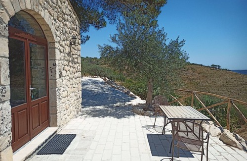 Buscemi House | Casa Rustico - Detached country house with private pool in the Monti Iblea
