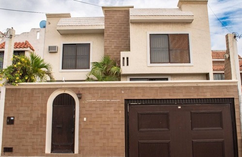 Lomas de Mazatlan House | Casa súper amplia, cómoda y bien ubicada!