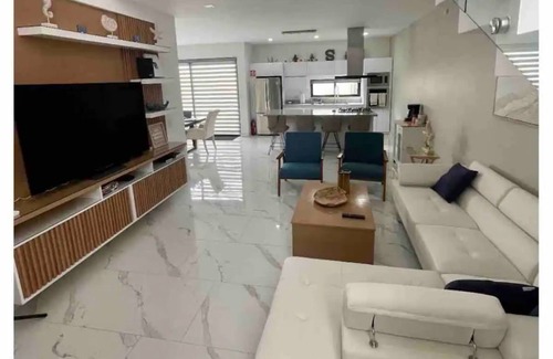 Zona Playitas House | Casa Santacruz