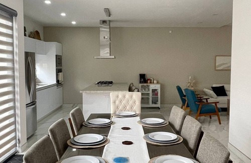 Zona Playitas House | Casa Santacruz