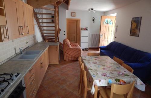 Cavedago House | Casa Sassdei
