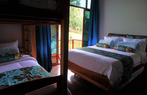 San Rafael de Heredia House | Casa Spa Room With Tub, spa Services and Turkish Bath No123