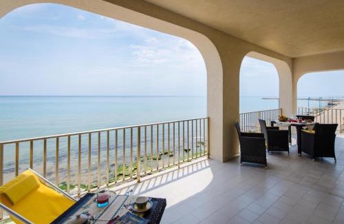 Donnalucata Apartment | Casa Sul Mare con Vista Mozzafiato
