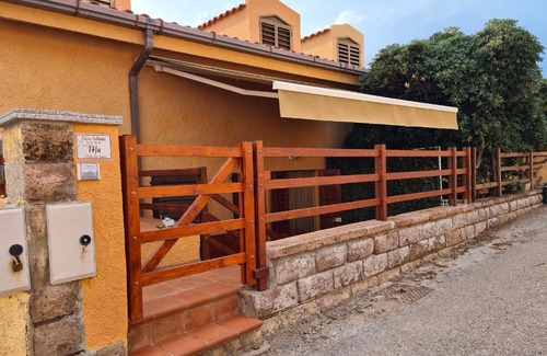 Porto Alabe House | Casa sulla spiaggia a Porto Alabe P 3187