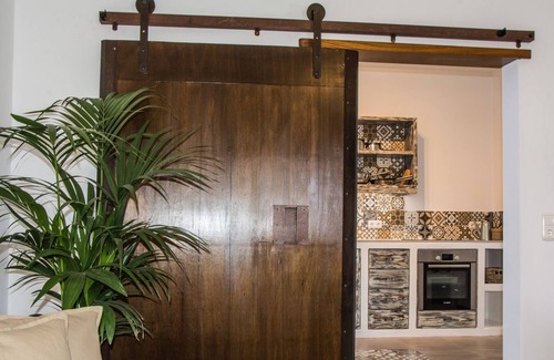 Tahiche House | Casa Tahiche - Jacuzzi, WIFI & BBQ