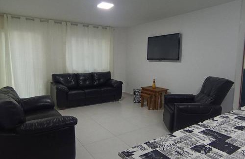 Pero Apartment | Casa temporada de frente para a praia do Peró