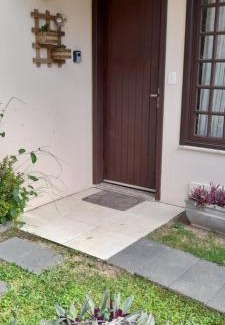 Ingleses do Rio Vermelho House | Casa Temporada TT Floripa - 3 Quartos - Ar Condicionado - 2 Vagas - 150 m da praia