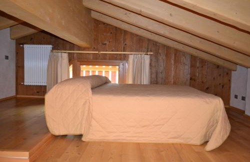 Chiesa in Valmalenco Apartment | Casa Vacanza La Rocca