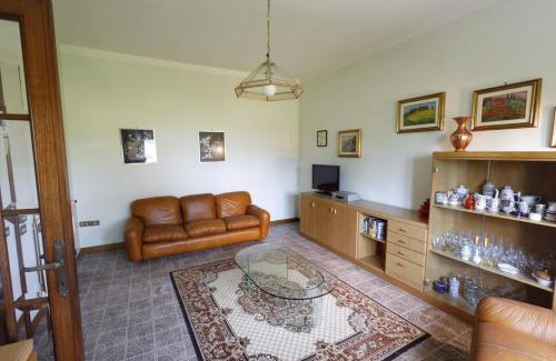 Collesalvetti House | Casa vacanza Maura relax Toscana