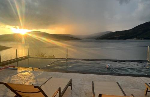 Capitolio House | Casa Varanda do Lago - Unica em Capitólio