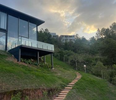 Sao Sebastiao das Aguas Claras House | Casa Vilas Boas Macacos