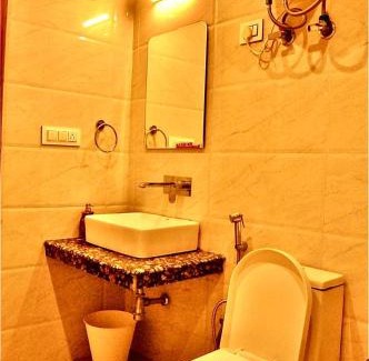 Jagatsukh Apartment | Casa Villa