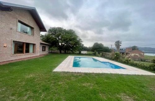 Yocsina Villa | CASA VILLA LAGO AZUL CARLOS PAZ