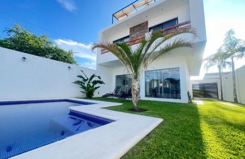 Tequesquitengo House | Casa VillaTeques alberca jacuzzi