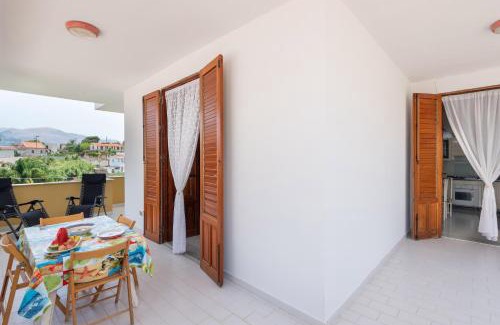 Trappeto Apartment | Casa Viola 1 piano 100 mt dal mare