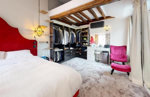 Saint-Germain-des-Pres Apartment | Casa Volpe