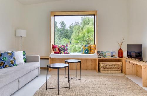 Gouville-sur-Mer House | Casa ZaO Jolie maison en bois brut de 50m2 à proximité des plages