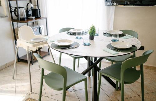 Belcastro House | Casa Zeus WonderHome in Wonderland WiFi Netflix AC