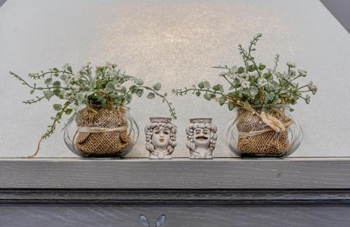 San Giovanni Montebello House | CASA ZU' SARU