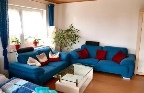 Nordwestliche Außenstadt Apartment | CasaJansen - Große Wohnung im Dreistädte-Eck