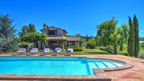 Loreto Villa | Casal Del Salice 10, Emma Villas