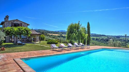 Loreto Villa | Casal Del Salice 10, Emma Villas
