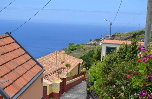 Paul do Mar Cottage | Casal São João Cottages