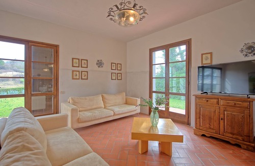 Toiano Villa | Casale Chiara - Holiday Country Villa with swimming pool in Legoli, Pisa