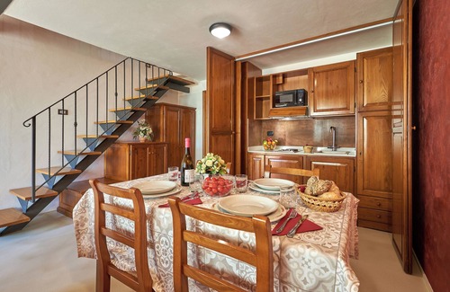 San Quirico d'Orcia House | Casanova - Family Apartments Residence