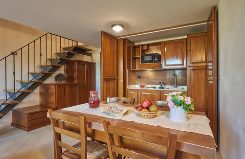 San Quirico d'Orcia House | Casanova - Family Apartments Residence