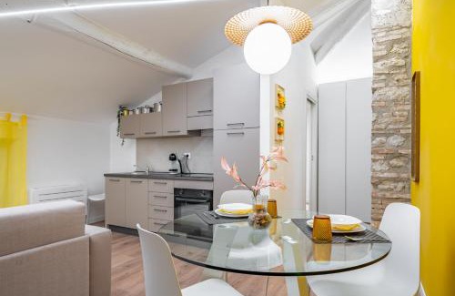 Villaggio Prealpino Apartment | Cascina Conicchio - Metro Station - by Host4U