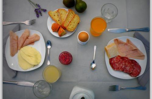 Melazzo Bed & Breakfast | Cascina Luvot