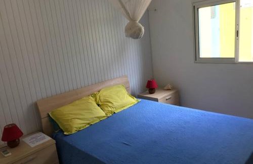 Terre-de-Haut House | Case à Lili, joli bas de villa face à la mer.