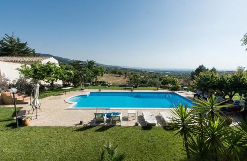 Chiaramonte Gulfi House | Case Passamonte Agriturismo Resort & Rooms