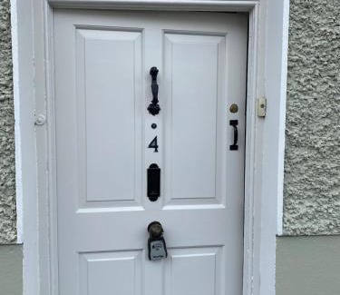 Cashel House | Cashel town house 4 bed