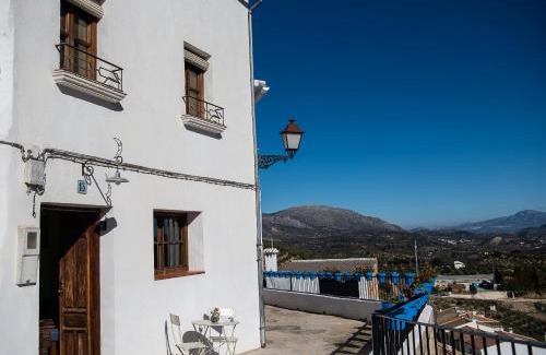 Carcabuey House | Casilla Dalea en Carcabuey, descubre el interior de Andalucia