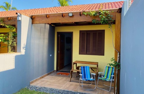 Boraceia House | Casinhas Terõ - Chalé 05 suíte