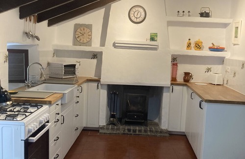 Colmenar Cottage | Casita Escondida (Hidden Cottage) A private hidden gem with fantastic views.