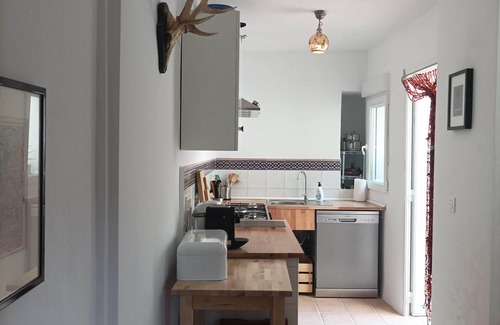 Beznar House | Casita with lake view - mountains, coast & city nearby