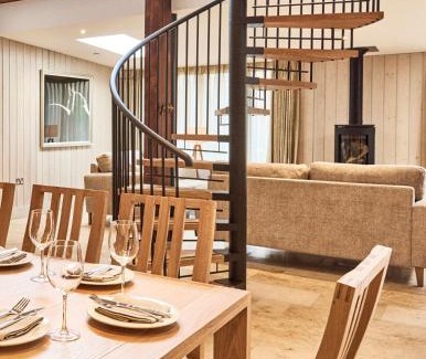 Matfen House | Caspian House