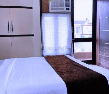 Patel Nagar Bed & Breakfast | Cassava Stay close to Visa Center