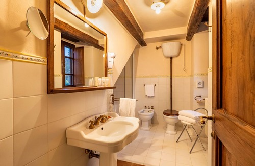 Assisi House | Castello di Petrata