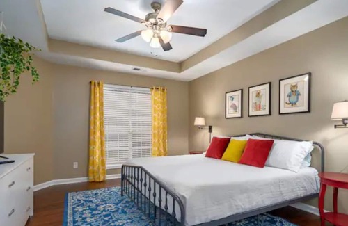 Calera House | Castle Cottage