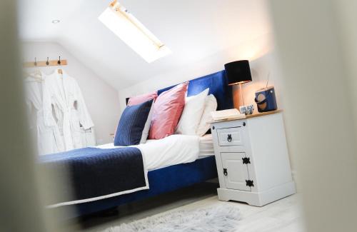 Chipping Campden House | Castle Hideaway in the Cotswolds