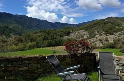 Puyarruego Cottage | Castle House for 4 people