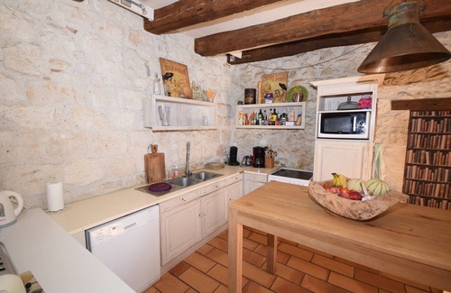 Bon-Encontre Cottage | Castle in Bon-Encontre with Pool & Garden
