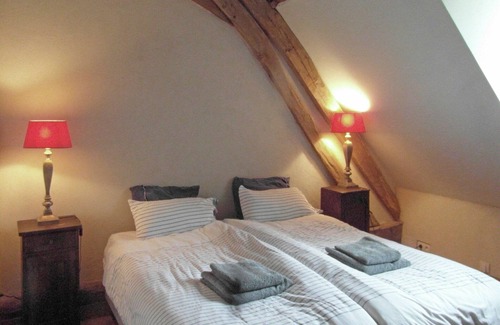 Le Veurdre Other | Castle in Le Veurdre near Forest and River