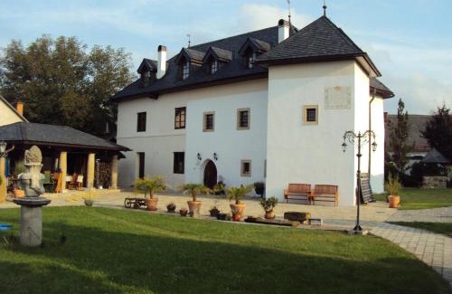 Kotesova Apartment | Castle Kaštieľ Kotešová